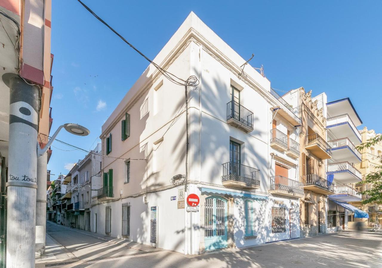 Apartment Vistamar 2: Primera Linea De Mar Con Gran Terraza Sitges