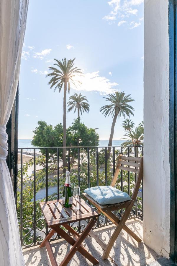 Apartment Vistamar 2: Primera Linea De Mar Con Gran Terraza